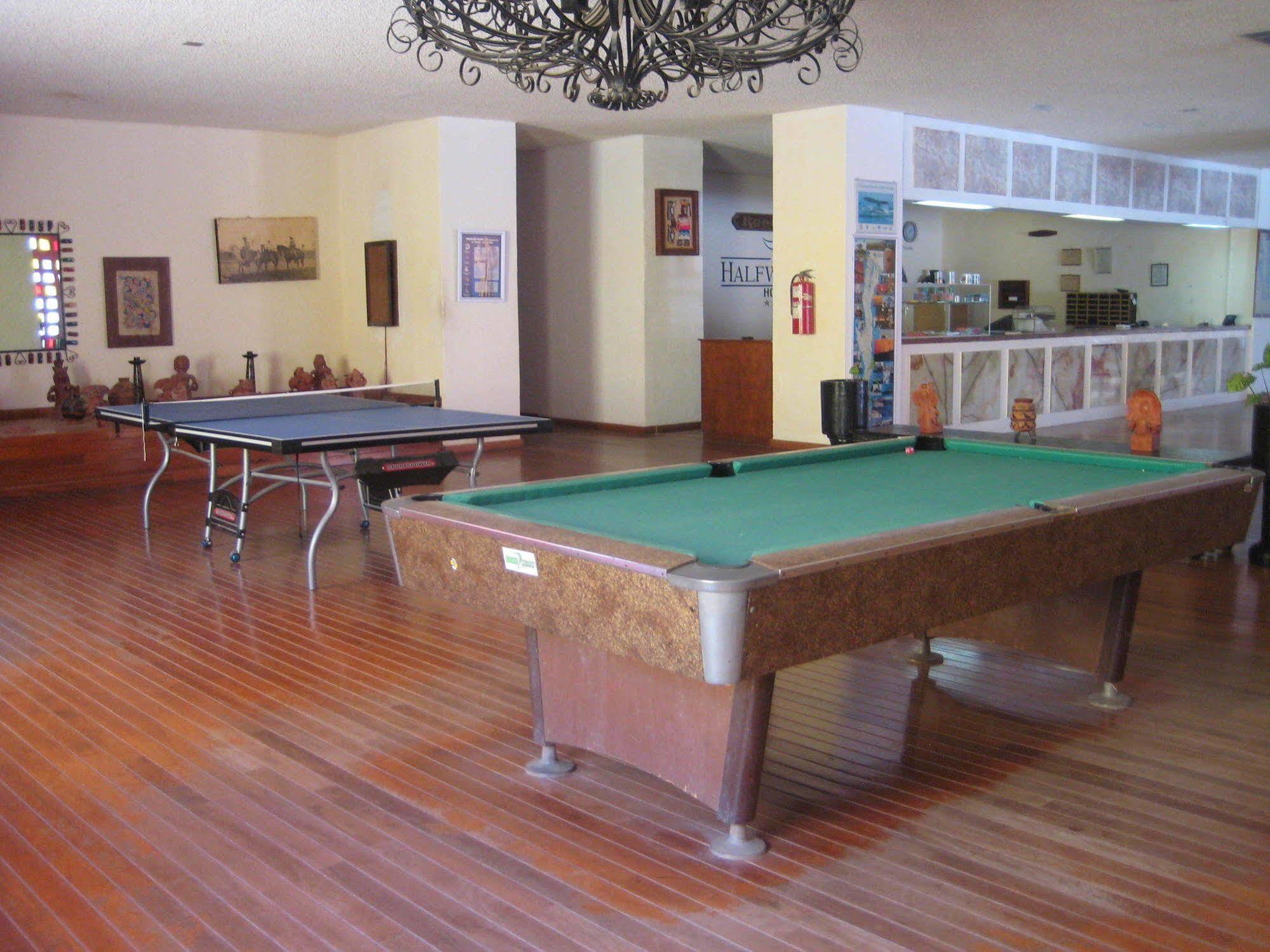 Hotel The Halfway Guerrero Negro